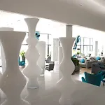 Palm &