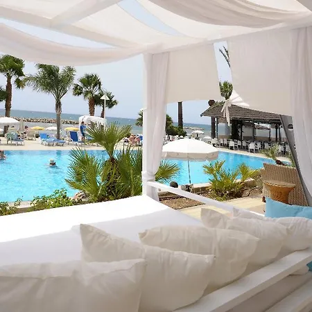 Ośrodek wypoczynkowy Palm & Larnaca
