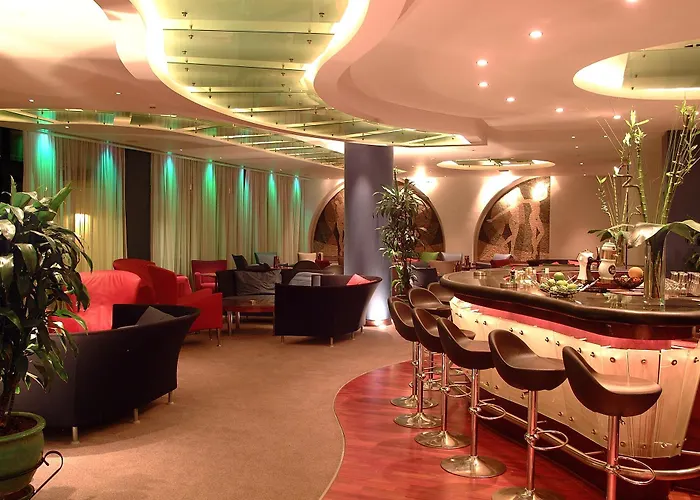 Palm & Semesteranläggning (resort)