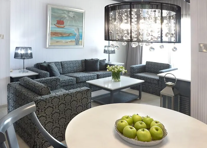 Palm & Semesteranläggning (resort) 4*