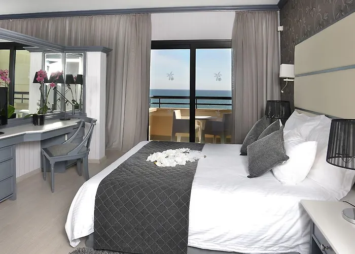 Palm & Semesteranläggning (resort) 4*