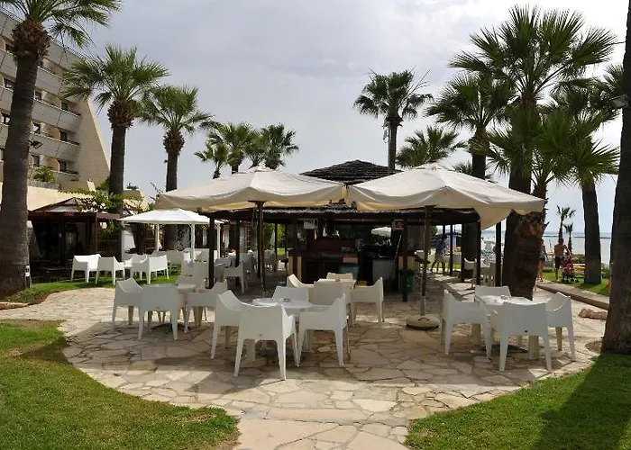 Semesteranläggning (resort) Palm &